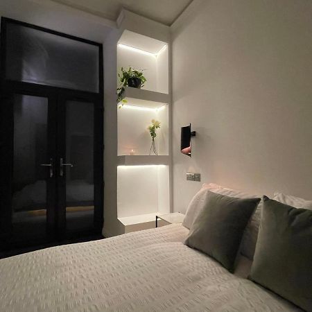 Luxury Apartment Edinburgh Centre With Steam Room Exteriör bild