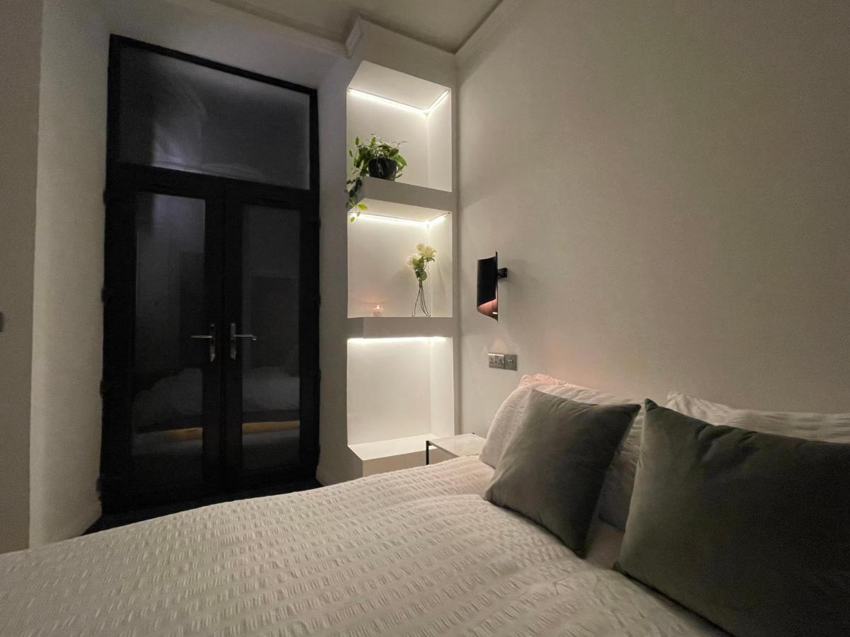 Luxury Apartment Edinburgh Centre With Steam Room Exteriör bild