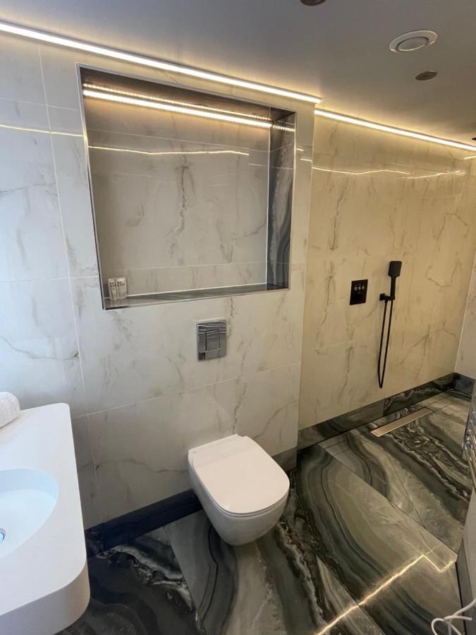 Luxury Apartment Edinburgh Centre With Steam Room Exteriör bild