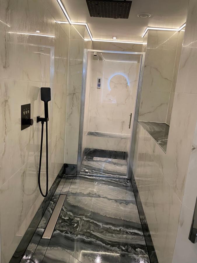 Luxury Apartment Edinburgh Centre With Steam Room Exteriör bild