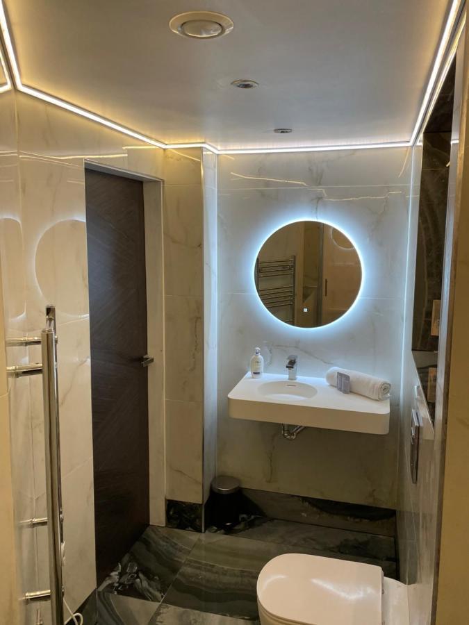 Luxury Apartment Edinburgh Centre With Steam Room Exteriör bild